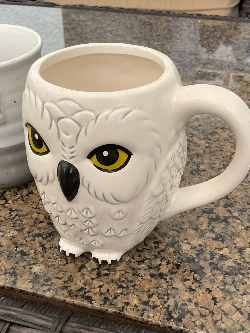 Silver Buffalo Harry Potter Hedwig 3D Sculpted Ceramic Mug design
